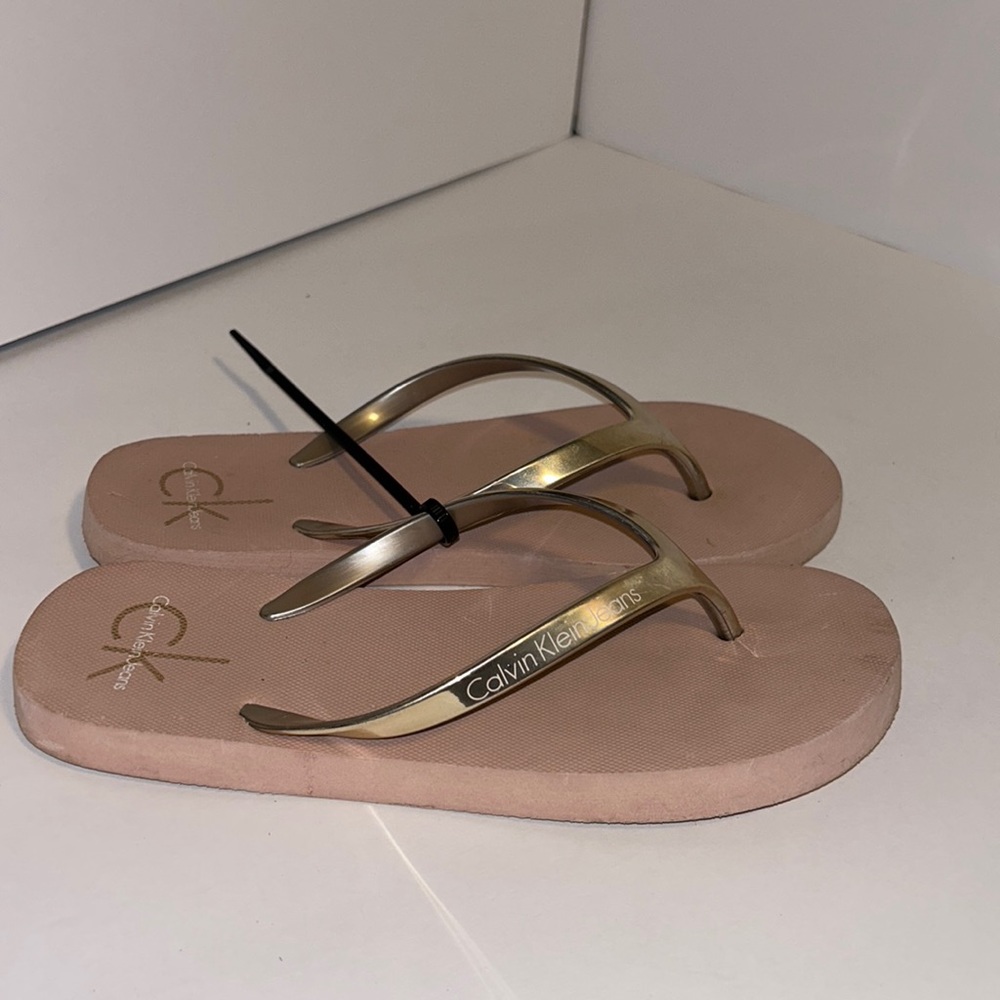 Womens Calvin Klein Flip Flops rose gold pink 6